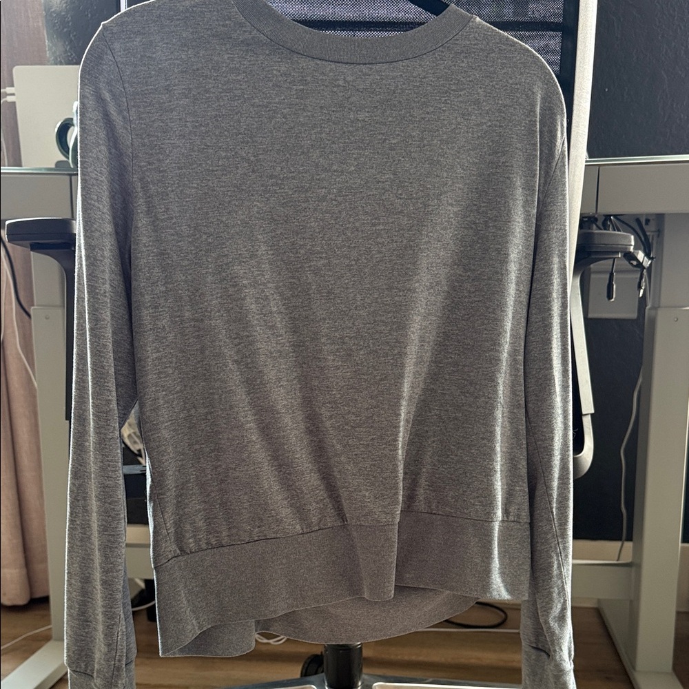 Women’s Vuori feather long sleeved tee